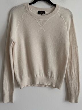 Quince 100% Mongolian Cashmere Cream Sweater – Soft Minimalist Knit